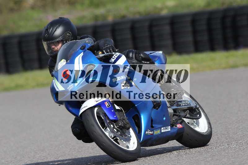 /Archiv-2023/06 10.04.2023 Moto Club Anneau du Rhin/Blanc-Novice/9